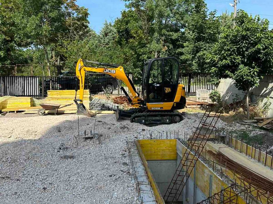 Всички  изкопни услуги с мини багер и челен товарач, комбиниран багер