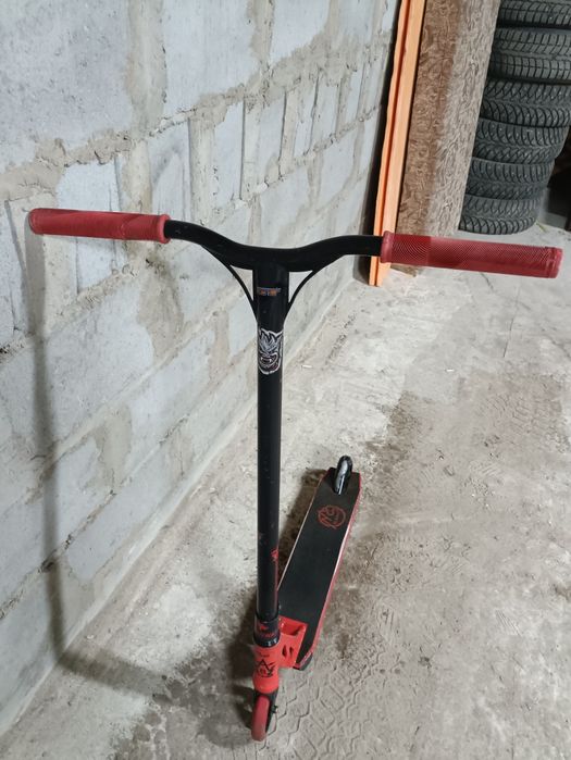 Трюковой самокат