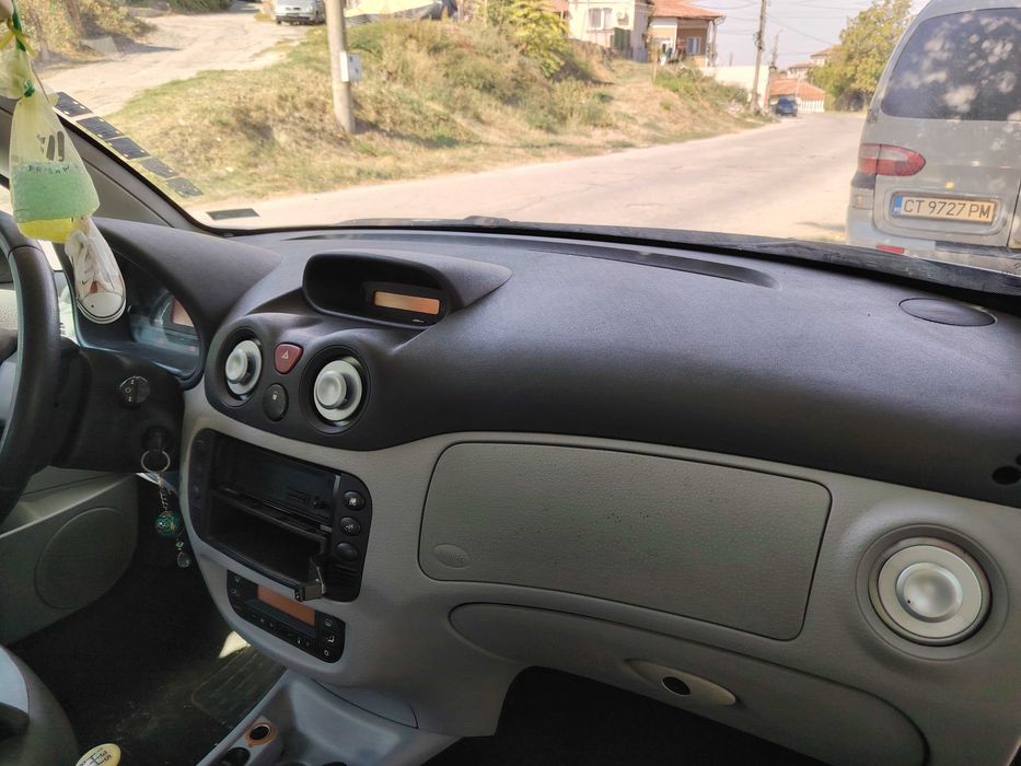 Citroën C3 Pluriel 1.4 бензин, 2003 г.