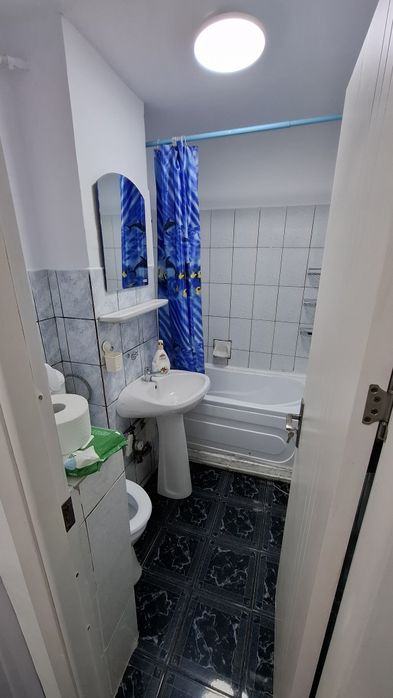 Apartament 2 camere decomandat  de  închiriat