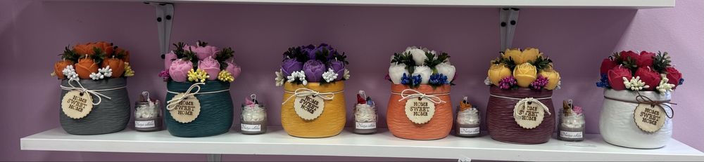 Ароматни свещи / подаръчета за гости / букети/ цветя