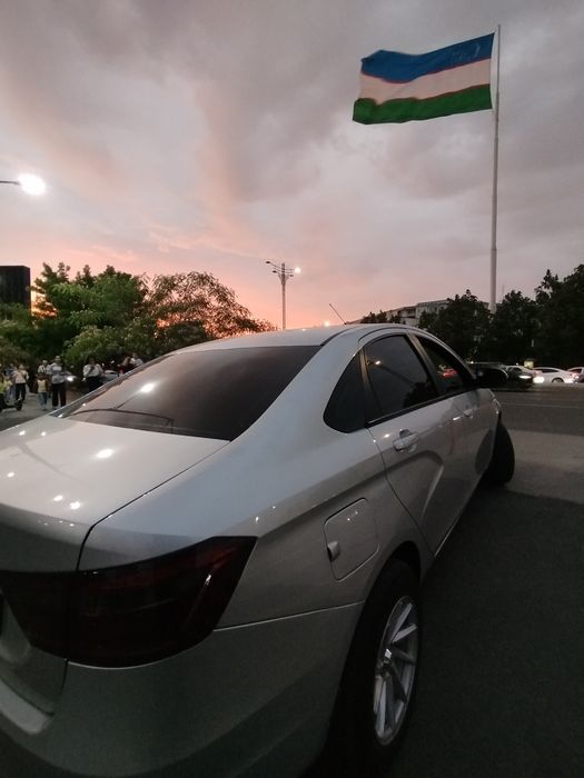 Lada Vesta Radnoy kraska Prapan bor shumka qlingan xulas ishi yo