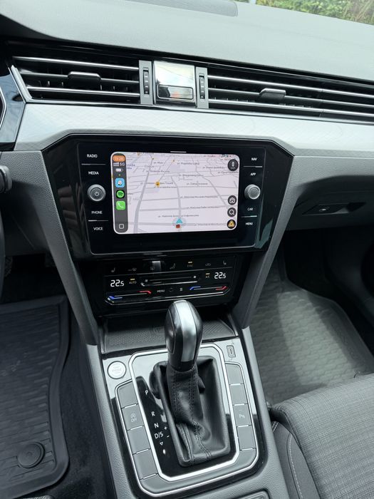 2022 VW PASSAT 2.0 TDI - много екстри
