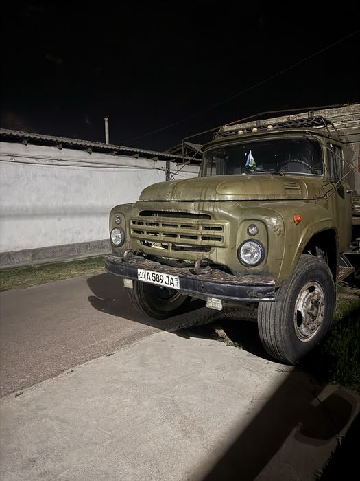 Zil 130 sotiladi yili 1983