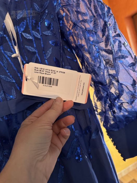 Vand rochie de seara noua marimea 42