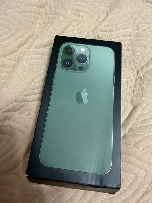 Продам Айфон 13про