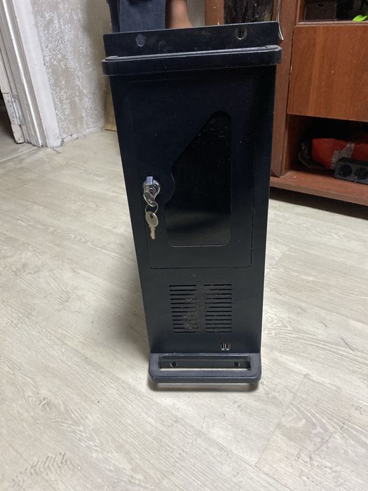 Продам серверный корпус для пк.