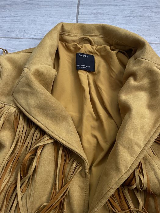 Яке с ресни в цвят горчица