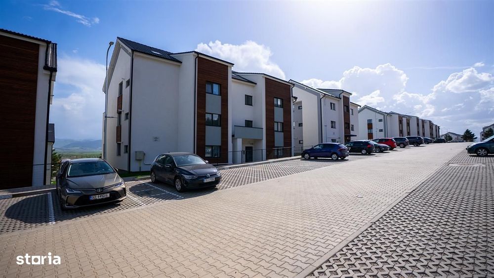 Ap. 3 camere, 2 bai, etaj 1, la cheie - aer conditionat, spatii verzi
