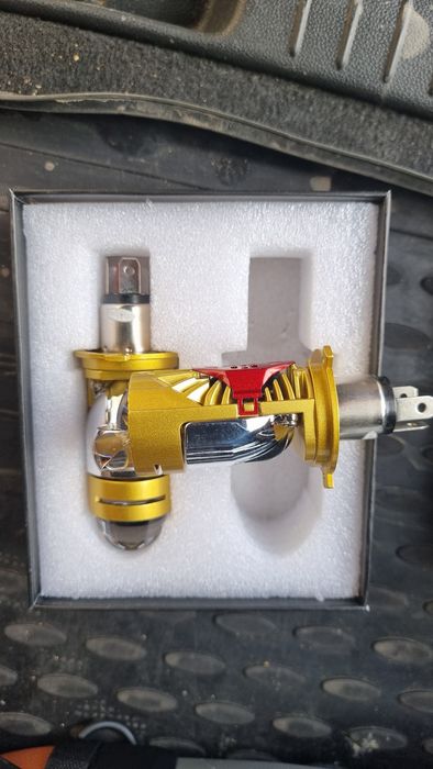 MINI LED H4 лампочка