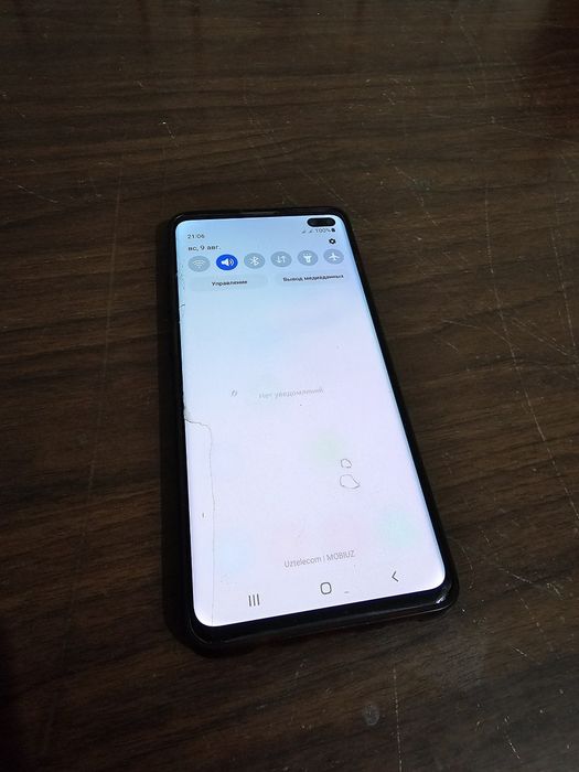 Samsung s10+ 128/8