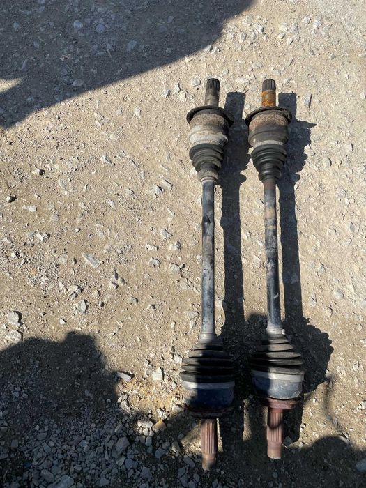 Полуоски Mercedes VITO 2.2 639