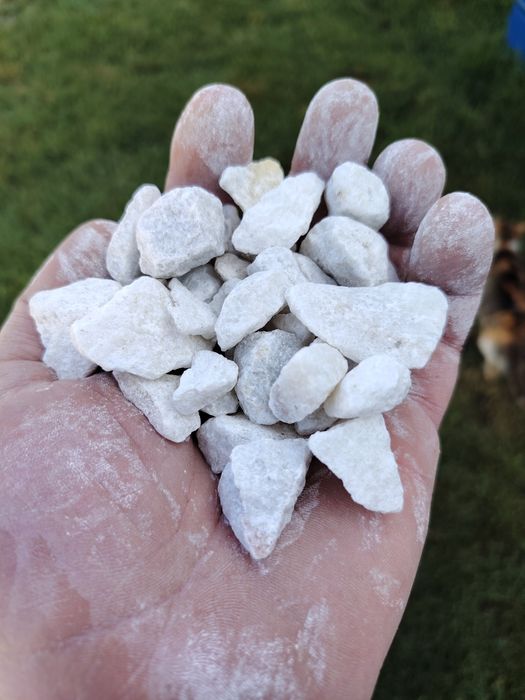 Piatra decorativa din marmura și praf de marmura