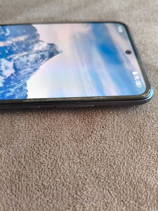 Телефон Xiaomi Redmi Note 10s