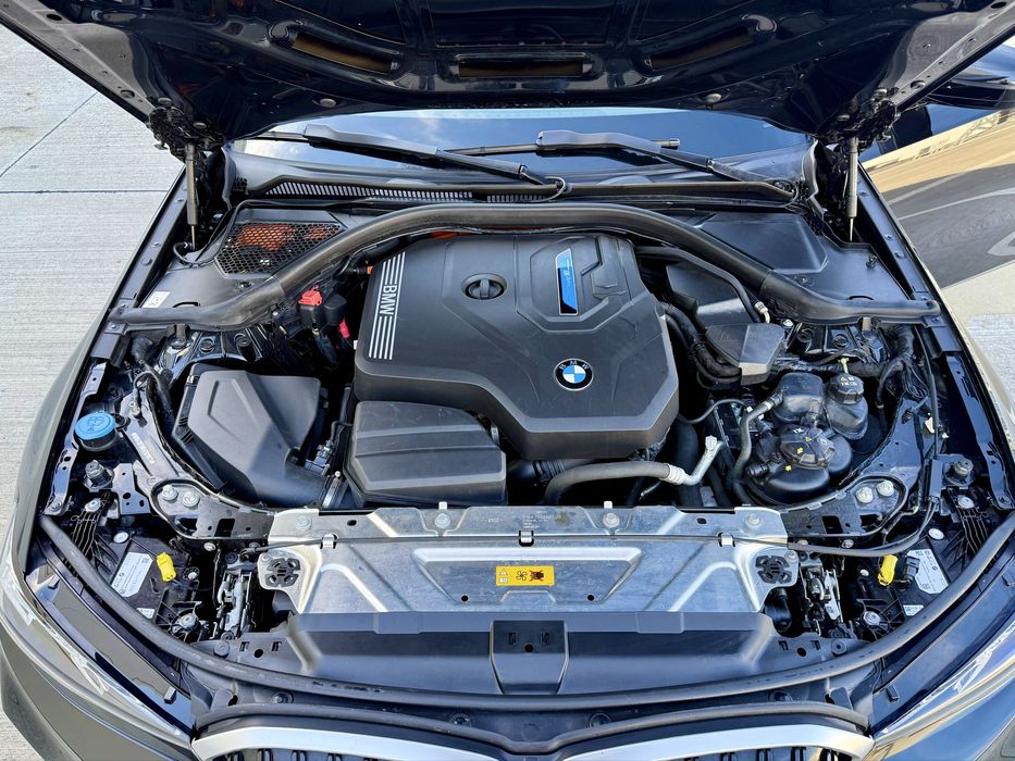 BMW 320e plug in hybrid