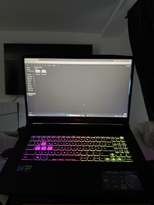 Laptop de gaming MSI Katana 17, Rtx-4070, i7 1Tb ssd, 16Gb RAM
