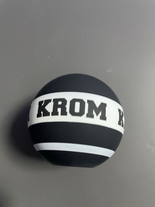Krom Strogo Tama
