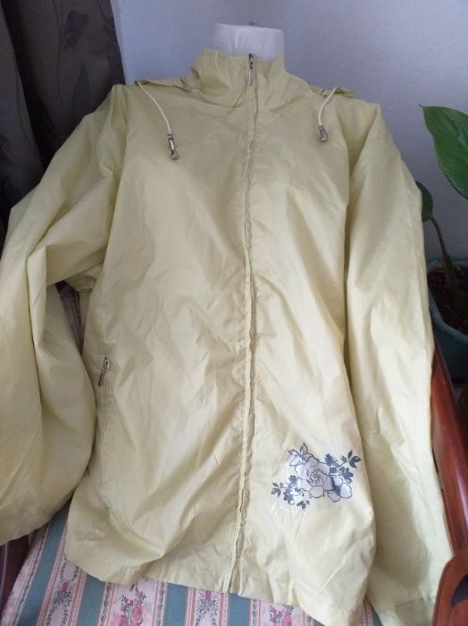 Geaca dama tip sport