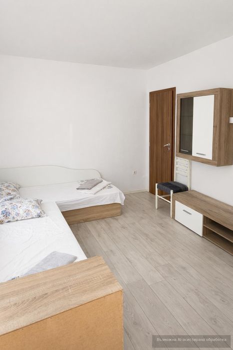 Дава се под наем Тристаен апартамент в Варна, Център - 65 кв.м за 550 € - Снимка #2