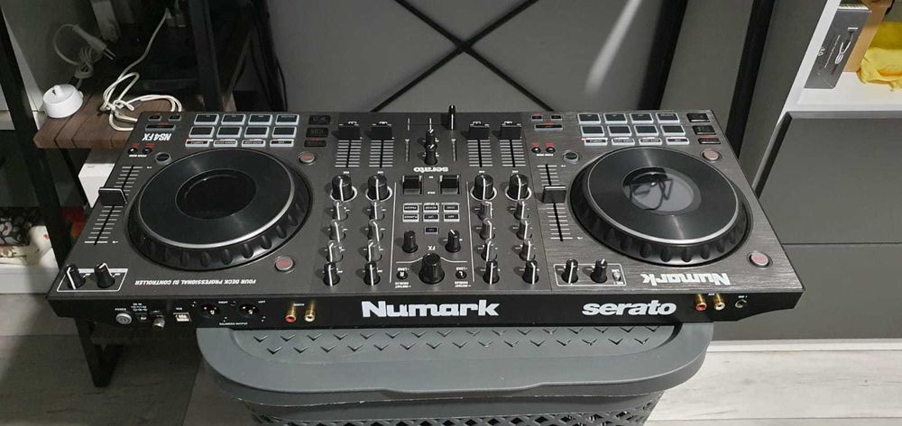 Consola/Controller/Mixer DJ Numark