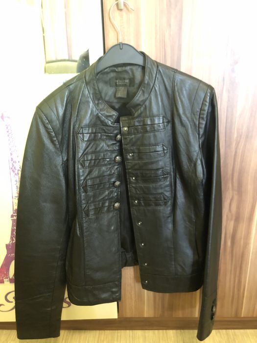 Кожено сако.   …..черно