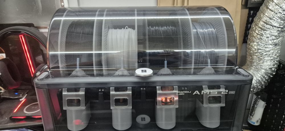 Vand imprimanta 3D Bambu Lab P2s cu AMS 2 Pro