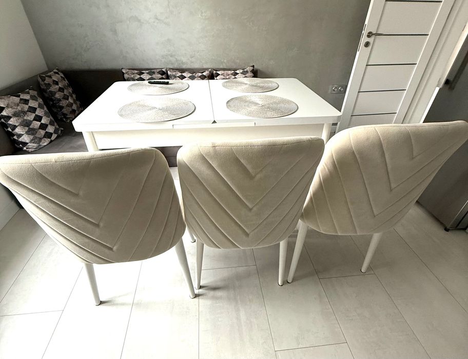 Трапезни столове 3 броя