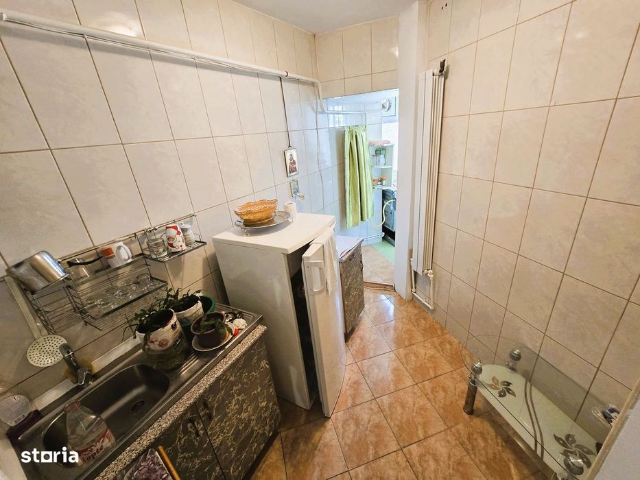 Garsoniera mare DE INCHIRIAT (zona PECO -PENNY)