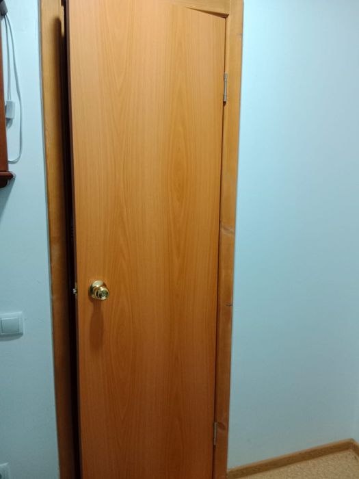 Продам двери межкомнатные