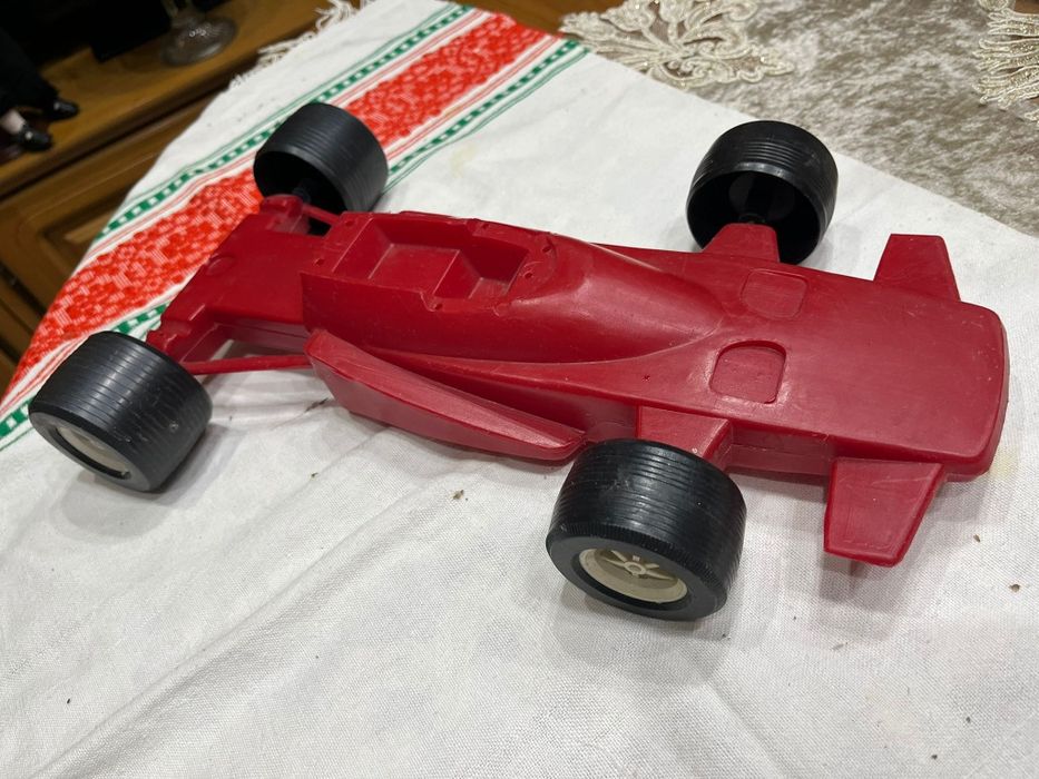 Jucărie       veche