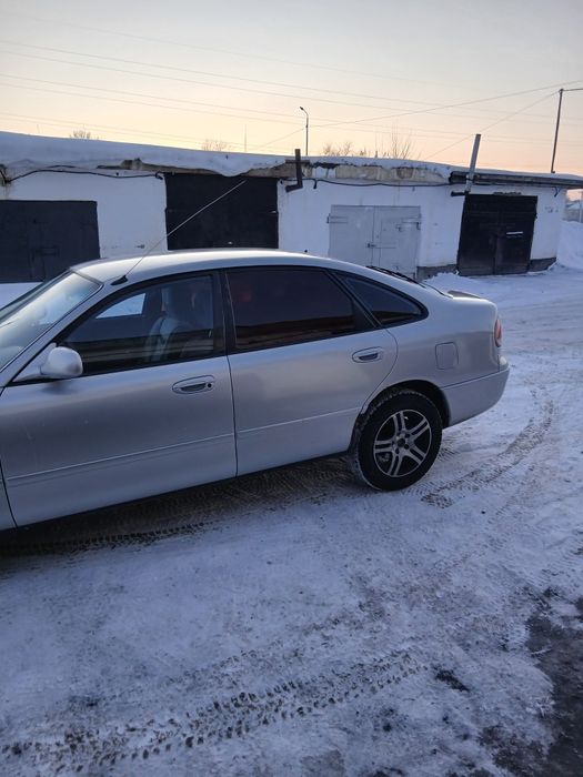 Продам автомобиль Мазда 626