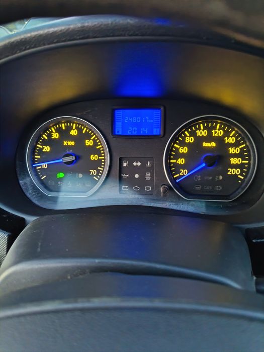 Vând Dacia Logan 12#16v cu GPL