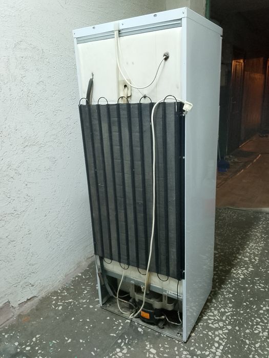 Продам морозильник