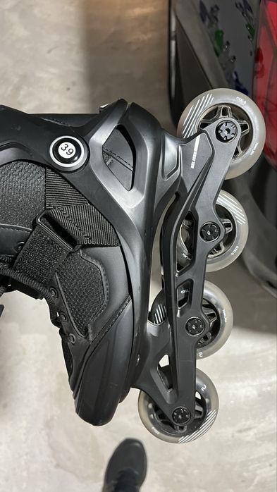 Vand role noi marimea 38 si 39