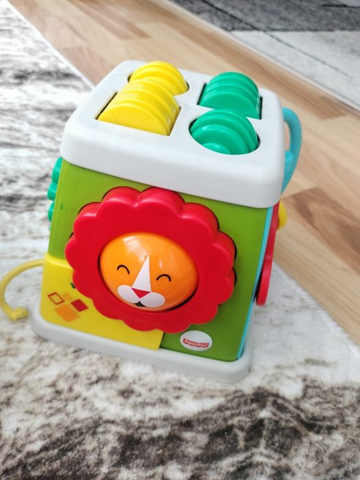 Vând lot jucari  Fisher Price și Chicco