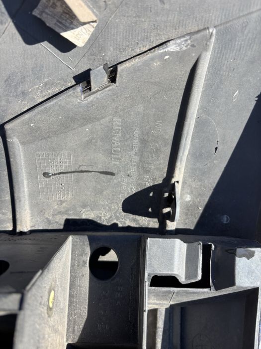 Предна броня с халогени за Рено Клио 2 2001- 2006