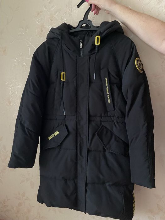 Продам пуховик подростковый на девочку