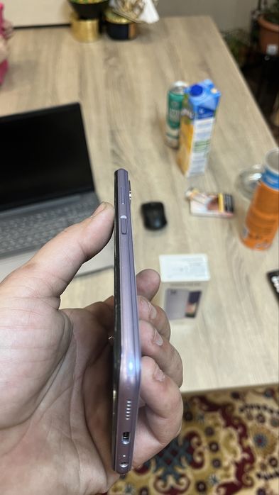 Samsung A22 5G перфектен