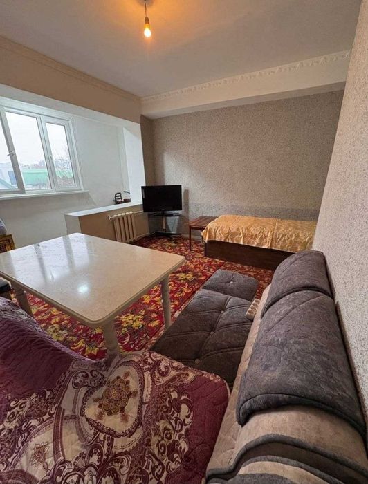 Юнусабад2, 1/4/4 | 26м2 | Кирпичный  | Не торец |