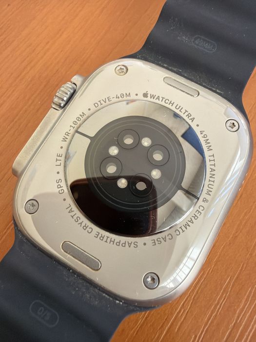 Apple watch Ultra Titanium