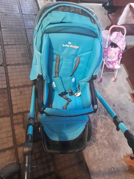 Бебешка количка с два коша