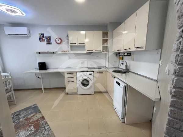 Продава се Двустаен апартамент в к.к. Слънчев бряг - 60 кв.м за 740 €/кв.м - Снимка #1