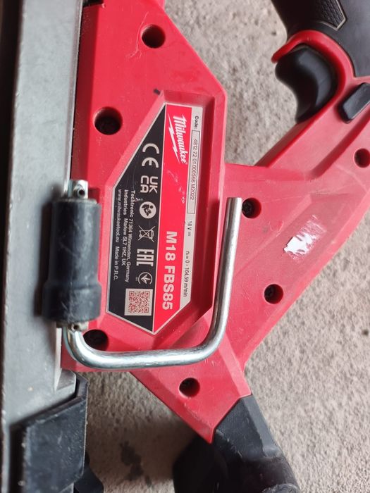 Milwaukee taietorpanza fbs85
