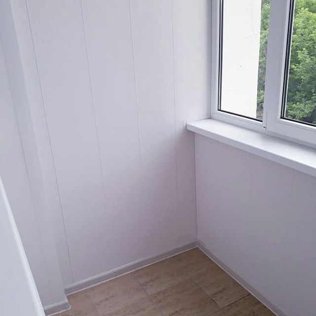 Обшивка балконов.