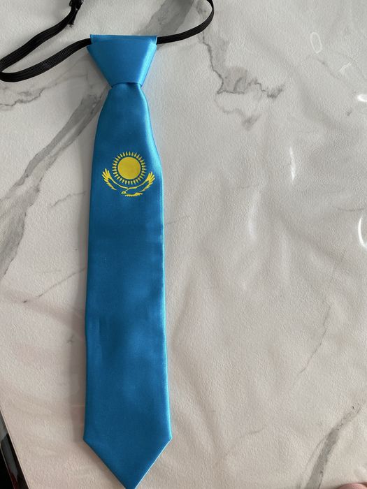 Продам галстук школьный
