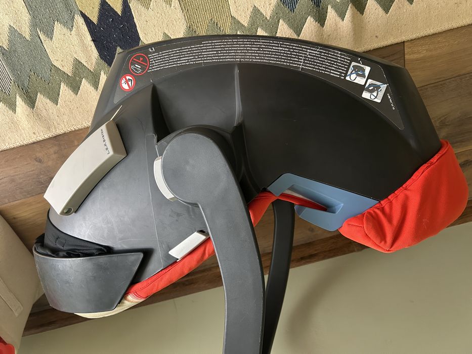 Кош за кола за бебе Cybex Aton 5