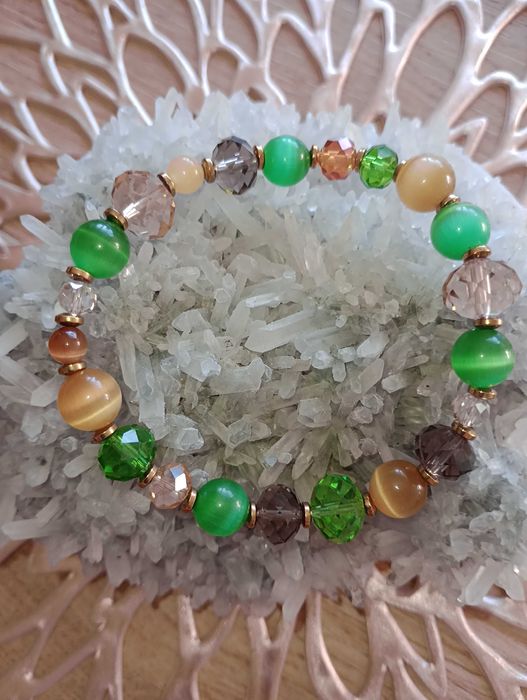 Гривни ръчно направени с доставка BOX NOW