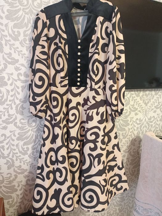 Платье нарядный женский