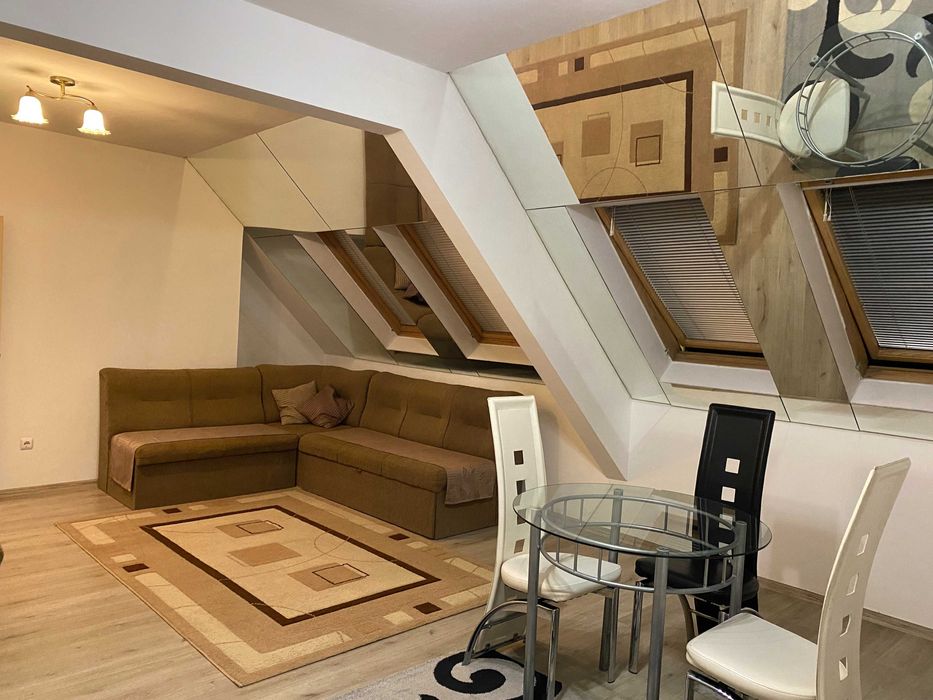 Дава се под наем Двустаен апартамент в Варна, Левски - 55 кв.м за 408 € - Снимка #1