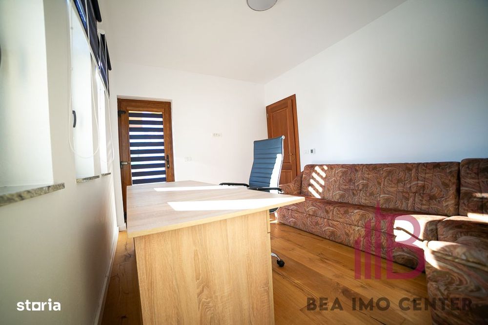 Casă versatilă , ideală atât pentru familie cât și pentru firmă!